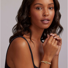 Load image into Gallery viewer, Lagos 18k Gold & Sterling Silver Interlocking Diamond Bracelet