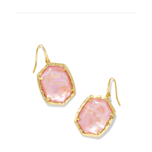 Kendra Scott Gold Daphne Drop Earrings in Light Pink Iridescent Abalone