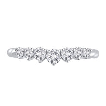 Load image into Gallery viewer, 14K White Gold Graduated 1/2cttw Diamond Band
