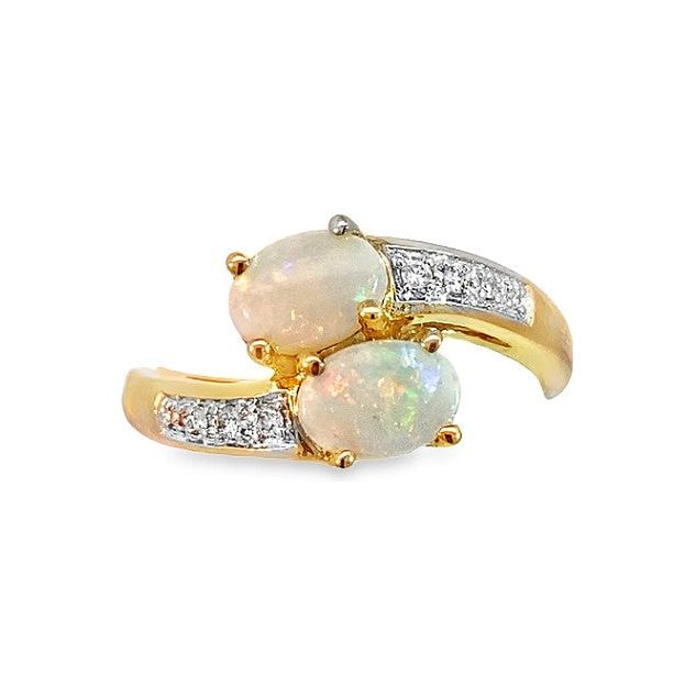 Estate 14K Yellow Gold Opal & Diamond Ring