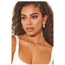 Load image into Gallery viewer, Kendra Scott Gold Blair Jewel Chain Necklace in White Crystal
