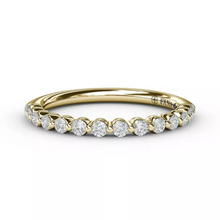 Load image into Gallery viewer, Fana 14K Yellow Gold and Diamond Shared Prong Wedding Band
